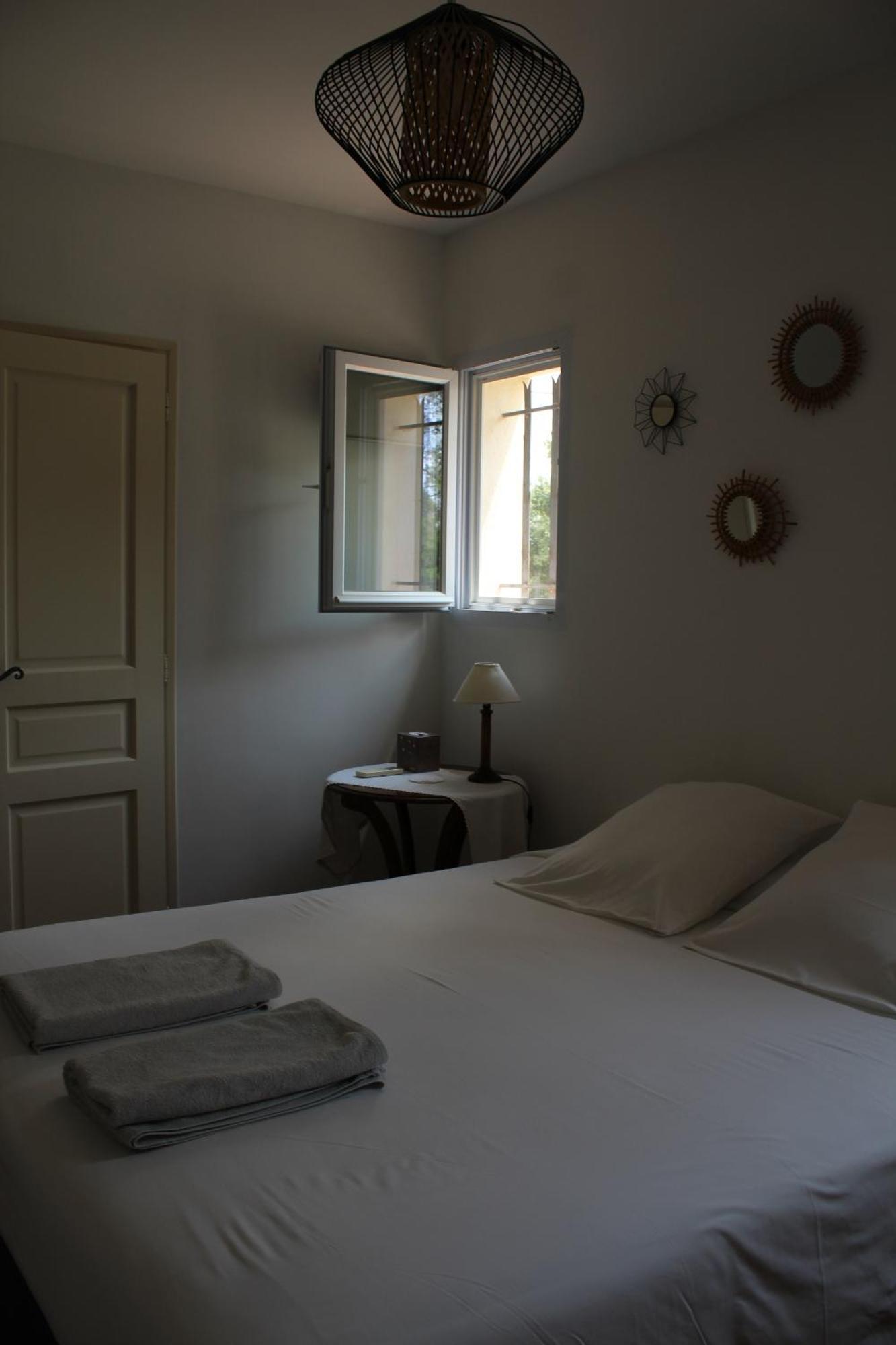 Bastide Saint Bernard Bed & Breakfast เลอ โตโรเนต์ ภายนอก รูปภาพ