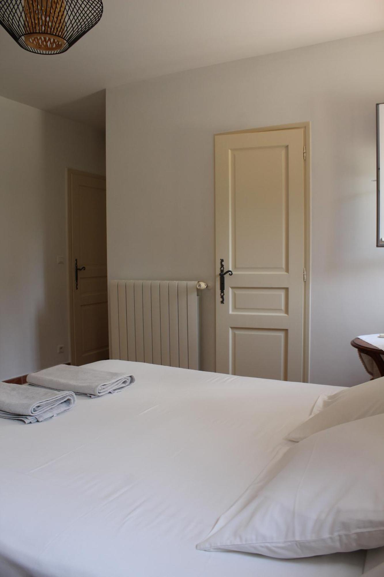 Bastide Saint Bernard Bed & Breakfast เลอ โตโรเนต์ ภายนอก รูปภาพ